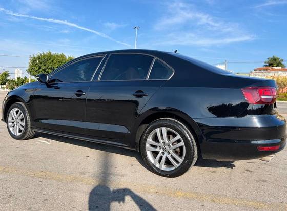 VOLKSWAGEN JETTA 1.4 16V TSI COMFORTLINE GASOLINA 4P TIPTRONIC
