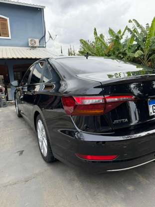 VOLKSWAGEN-JETTA-2020