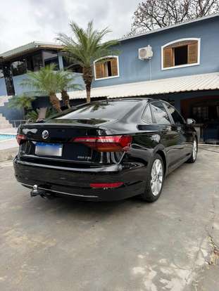 VOLKSWAGEN-JETTA-2020