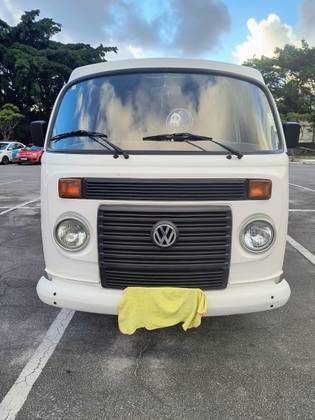 VOLKSWAGEN KOMBI 1.4 MI STD 8V FLEX 4P MANUAL