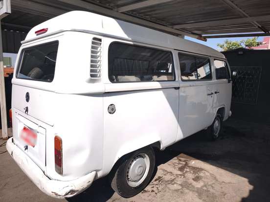 VOLKSWAGEN-KOMBI-1.4 MI STD LOTAÇÃO 8V FLEX 3P MANUAL VOLKSWAGEN-KOMBI-2009