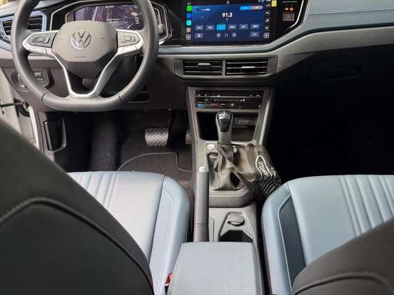 VOLKSWAGEN-NIVUS-1.0 200 TSI TOTAL FLEX HIGHLINE AUTOMÁTICO VOLKSWAGEN-NIVUS-2025