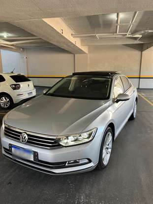 VOLKSWAGEN-PASSAT-2017