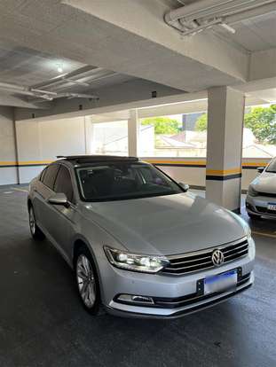 VOLKSWAGEN-PASSAT-2017