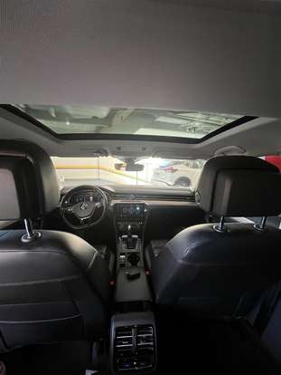 VOLKSWAGEN-PASSAT-2017