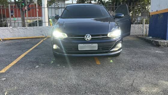 VOLKSWAGEN POLO 1.0 200 TSI HIGHLINE AUTOMÁTICO