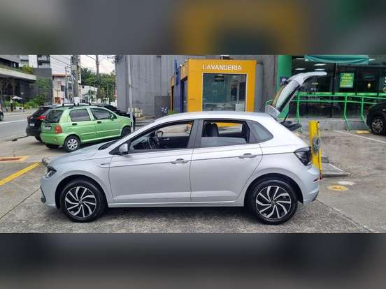 VOLKSWAGEN-POLO-1.0 170 TSI HIGHLINE AUTOMÁTICO VOLKSWAGEN-POLO-2023
