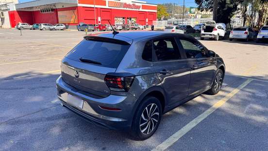 VOLKSWAGEN-POLO-2024