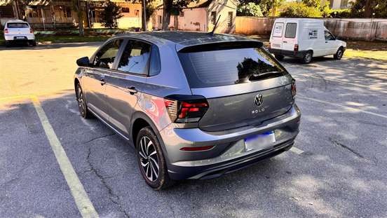 VOLKSWAGEN-POLO-2024