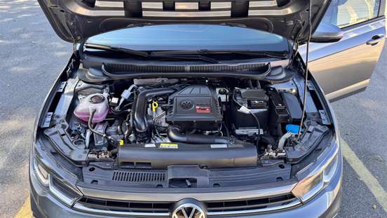 VOLKSWAGEN-POLO-2024