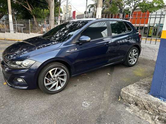 VOLKSWAGEN-POLO-2019