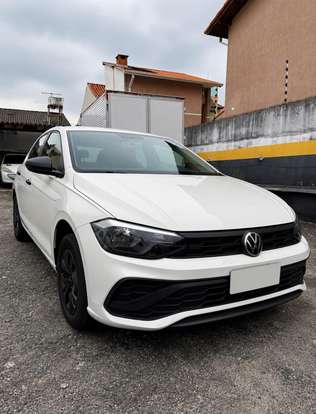 VOLKSWAGEN-POLO-2023
