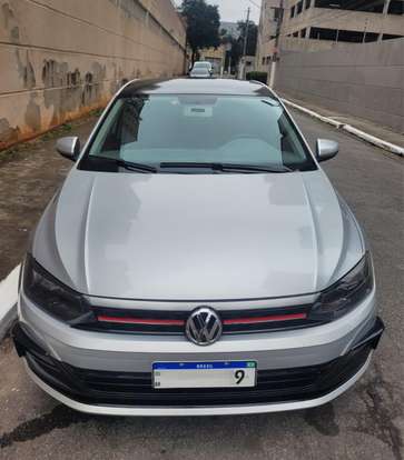 VOLKSWAGEN-POLO-2018