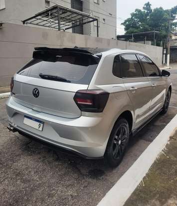 VOLKSWAGEN-POLO-2018
