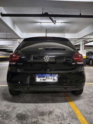 VOLKSWAGEN-POLO-2018
