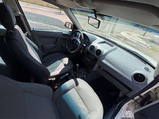 VOLKSWAGEN-SAVEIRO-1.6 MI TREND CS 8V FLEX 2P MANUAL G.IV VOLKSWAGEN-SAVEIRO-2008