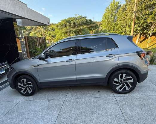 VOLKSWAGEN-T-CROSS-2024