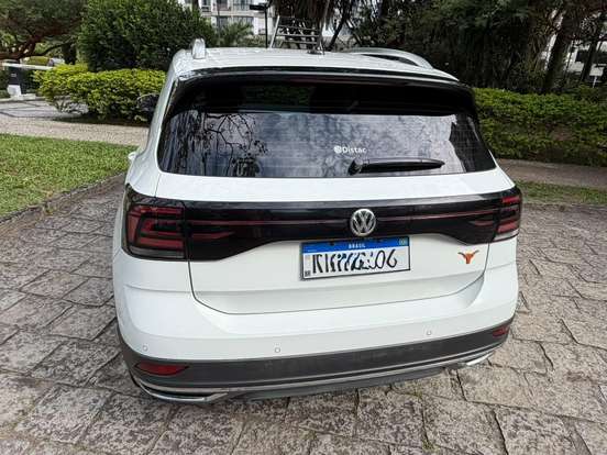 VOLKSWAGEN-T-CROSS-2020