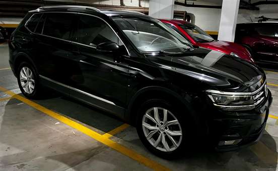 VOLKSWAGEN-TIGUAN-2019