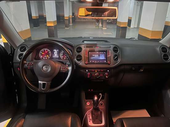 VOLKSWAGEN-TIGUAN-1.4 TSI 16V TURBO GASOLINA 4P DSG VOLKSWAGEN-TIGUAN-2017