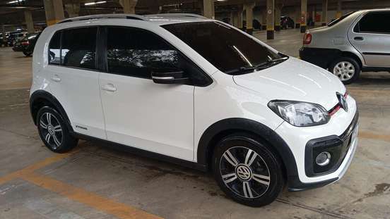 VOLKSWAGEN-UP-2019