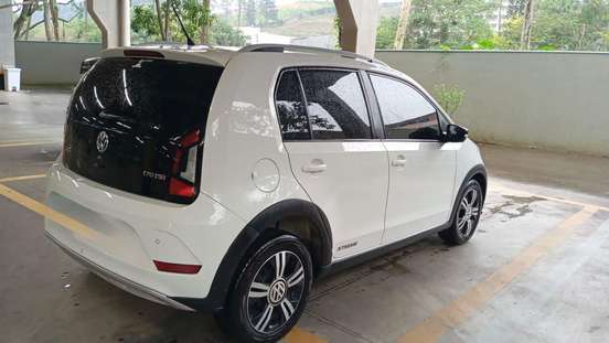 VOLKSWAGEN-UP-2019