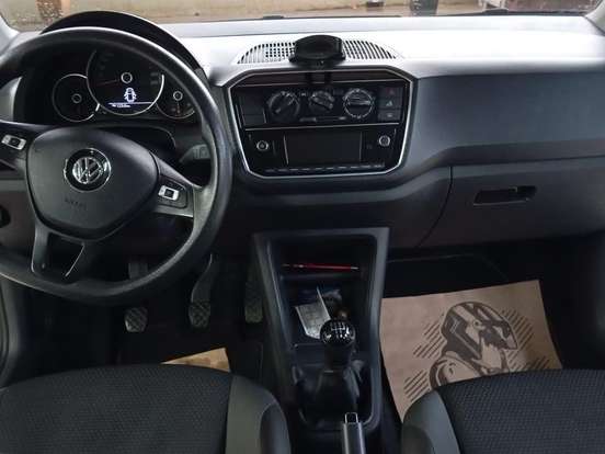 VOLKSWAGEN-UP-1.0 170 TSI TOTAL FLEX XTREME 4P MANUAL VOLKSWAGEN-UP-2019