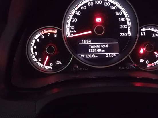 VOLKSWAGEN-UP-1.0 170 TSI TOTAL FLEX XTREME 4P MANUAL VOLKSWAGEN-UP-2019
