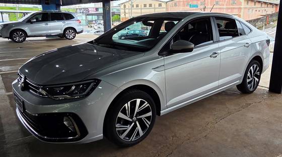 VOLKSWAGEN VIRTUS 1.0 200 TSI HIGHLINE AUTOMÁTICO