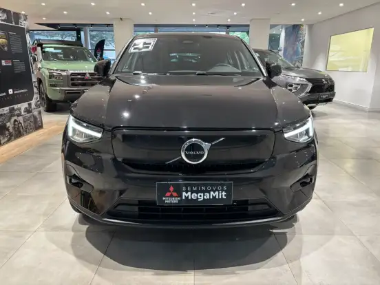 VOLVO-C40-2022