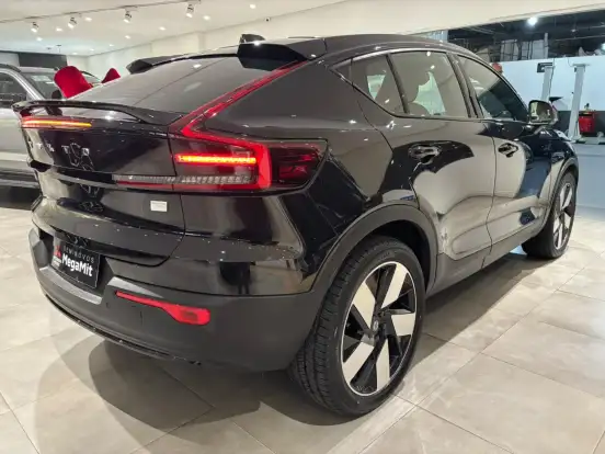 VOLVO-C40-P8 RECHARGE TWIN ELECTRIC ULTIMATE AWD VOLVO-C40-2022