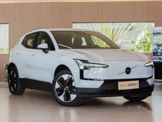 VOLVO EX30 51 KW ELÉTRICO CORE