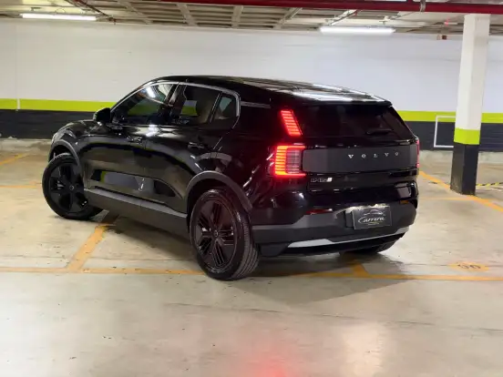VOLVO-EX30-2026