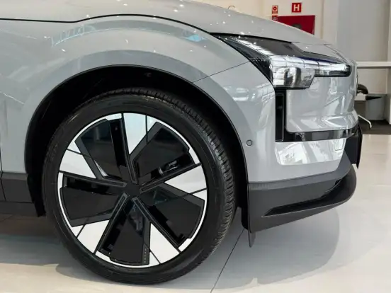 VOLVO-EX30-69 KW ELÉTRICO PERFORMANCE ULTRA VOLVO-EX30-2026