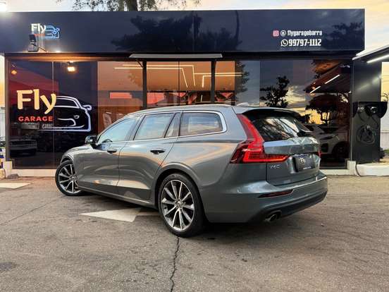 VOLVO-V60-2019