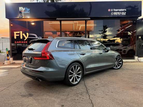 VOLVO-V60-2019