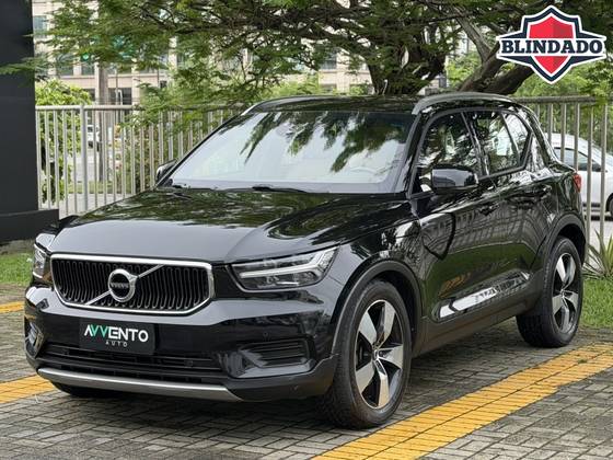 VOLVO XC40 2.0 T5 GASOLINA MOMENTUM AWD GEARTRONIC