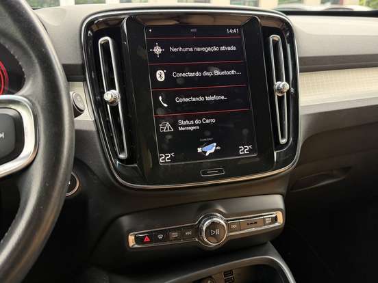 VOLVO-XC40-2.0 T5 GASOLINA MOMENTUM AWD GEARTRONIC VOLVO-XC40-2019
