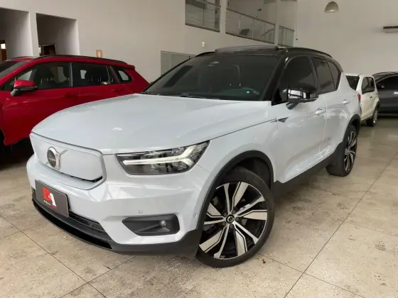 VOLVO XC40 P6 RECHARGE ELECTRIC PLUS AWD