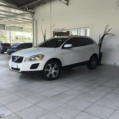 VOLVO-XC60-2012