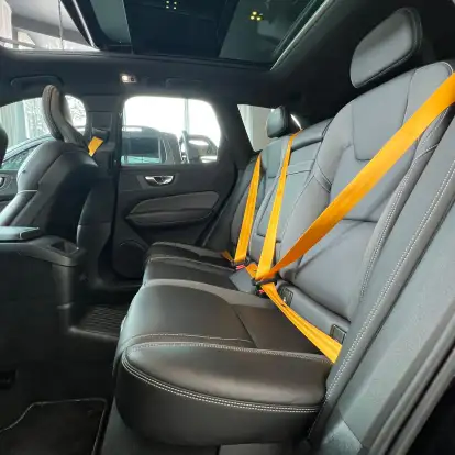 VOLVO-XC60-2021
