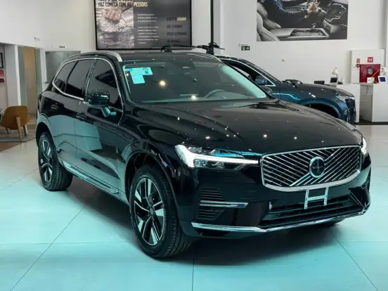VOLVO-XC60-2026