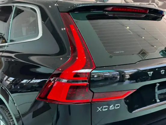 VOLVO-XC60-2026