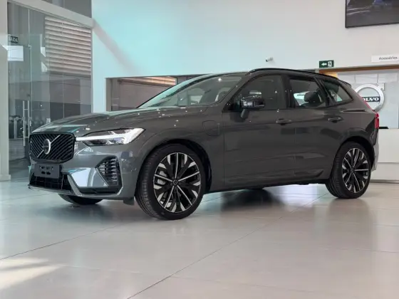 VOLVO XC60 2.0 T8 PHEV ULTRA DARK AWD GEARTRONIC
