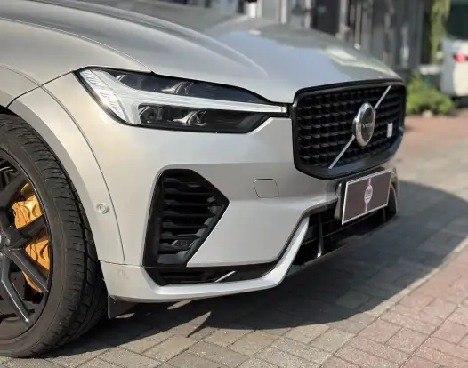 VOLVO-XC60-2023