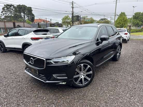 VOLVO-XC60-2018