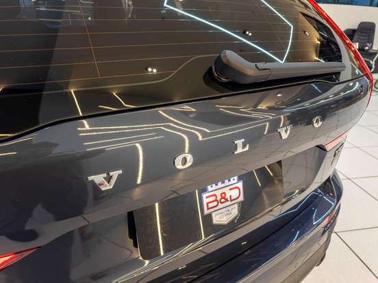 VOLVO-XC60-2.0 T5 GASOLINA MOMENTUM AWD GEARTRONIC VOLVO-XC60-2019
