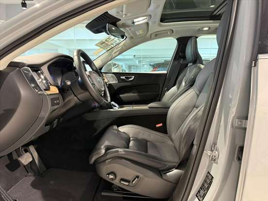 VOLVO-XC60-2.0 T8 PHEV ULTRA AWD GEARTRONIC VOLVO-XC60-2025