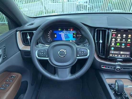 VOLVO-XC60-2.0 T8 RECHARGE PLUS AWD GEARTRONIC VOLVO-XC60-2022