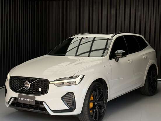 VOLVO-XC60-2023